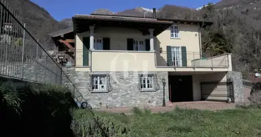 Villa 3 chambres avec Véranda, avec doroga road dans San Siro, Italie