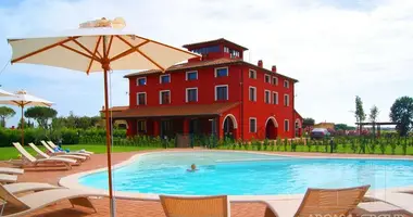 Hotel 560 m² w Castagneto Carducci, Włochy