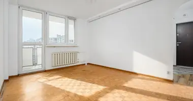 Mieszkanie 3 pokoi w Warszawa, Polska