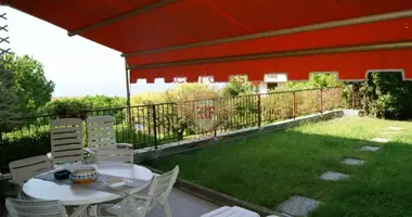 3 bedroom apartment in Ospedaletti, Italy