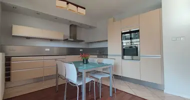 Apartamento 3 habitaciones en Varsovia, Polonia