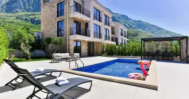 Maison 4 chambres dans Katun Rezevici, Monténégro