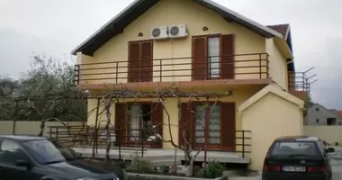 Дом 6 спален в Подгорица, Черногория
