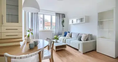 Apartamento 2 habitaciones en Varsovia, Polonia