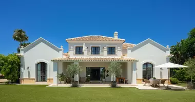 Villa 5 bedrooms with parking, with terrace, with swimming pool in Estepona, Spain