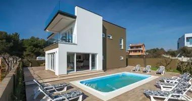 Villa 4 bedrooms in Grad Pula, Croatia