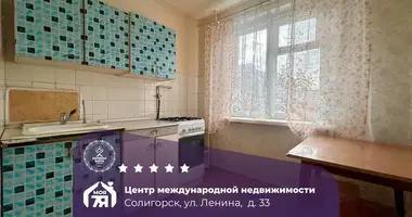 Apartamento 3 habitaciones en Saligorsk, Bielorrusia