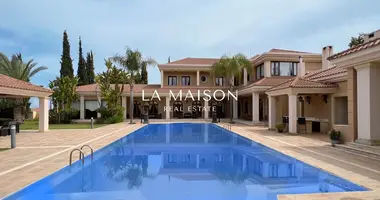 7 bedroom house with Air conditioner, with Swimming pool, with Garden in Latsia, Cyprus