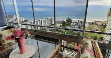 Wohnung 3 Zimmer mit Parkplatz, mit Schwimmbad, mit Sicherheitsüberwachungssystem in Erdemli, Türkei