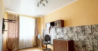 Apartamento 4 habitaciones en Pleshchanitsy, Bielorrusia