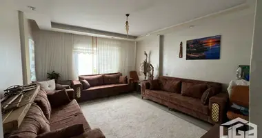 Wohnung 4 Zimmer in Erdemli, Türkei