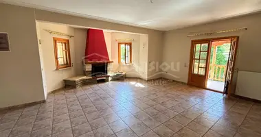 4 bedroom house in Dionysiou, Greece