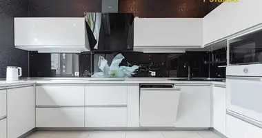 3 room apartment in Kopishche, Belarus