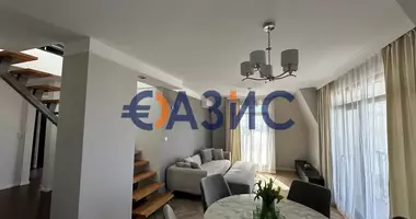 Mieszkanie 4 pokoi w Sveti Vlas, Bułgaria