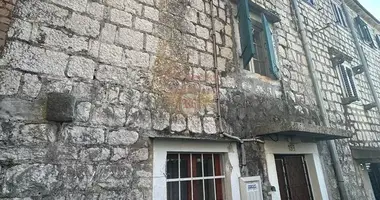 Casa 4 habitaciones en Dobrota, Montenegro