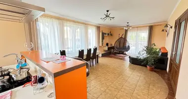Cottage in Karobcycy, Belarus