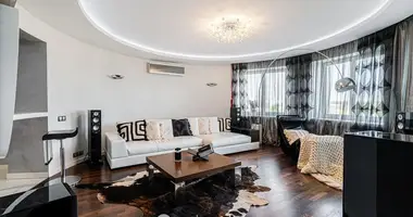 4 room apartment in Minsk, Belarus