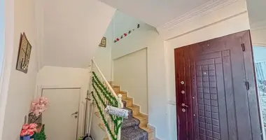 Apartamento 3 habitaciones en Kargicak, Turquía