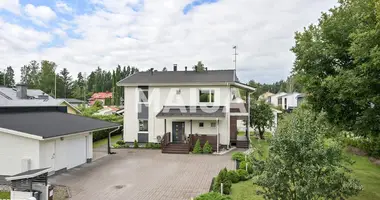 3 bedroom house in Helsinki sub-region, Finland