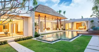 Villa 4 chambres avec Fenêtres double vitrage, avec Meublesd, avec Climatiseur dans Phuket, Thaïlande