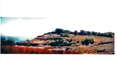 Plot of land in Fira, Greece