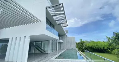 Condo 4 bedrooms with Sea view in Phuket, Thailand