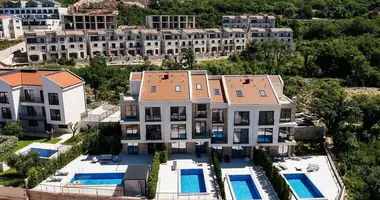 Casa 4 habitaciones en Sveti Stefan, Montenegro