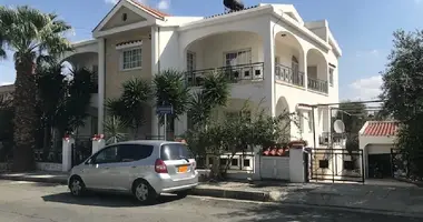 Haus 5 Schlafzimmer in Nikosia, Cyprus