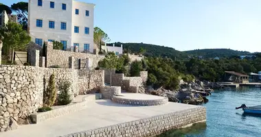 Villa 7 chambres dans Monténégro