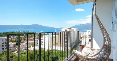 Wohnung 3 Zimmer in Tivat, Montenegro