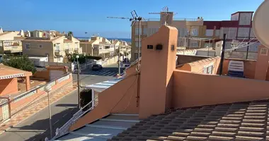 Szeregowiec 3 pokoi z Nad morzem w Torrevieja, Hiszpania