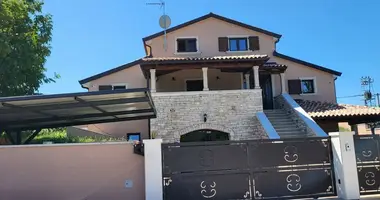Villa 4 bedrooms in Opcina Vrsar, Croatia