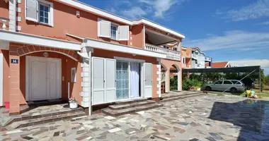 Villa 15 chambres dans Bashkia Durres, Albanie