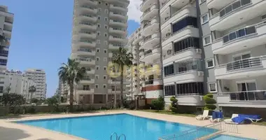 Apartamento 3 habitaciones en Mahmutlar, Turquía