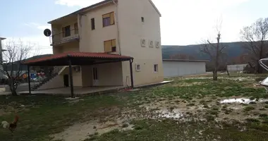 Propiedad comercial 5 000 m² en Pelinovo, Montenegro