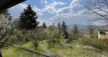 Plot of land in Nagykovacsi, Hungary