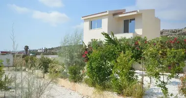 Haus 3 Schlafzimmer in Peyia, Cyprus