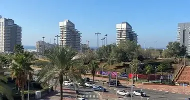 4 room apartment in Ashdod, Israel