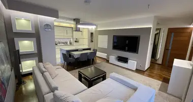 Apartamento 3 habitaciones en Varsovia, Polonia