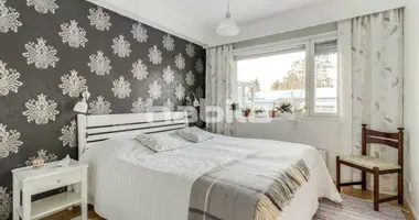 3 bedroom apartment in Pyhtaeae, Finland