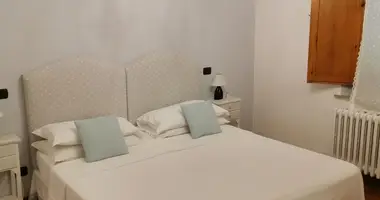 Investment in Pienza, Italy