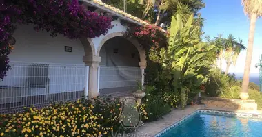 Villa 4 bedrooms in Javea, Spain