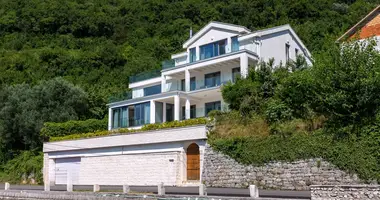 Villa 6 bedrooms in Tivat, Montenegro