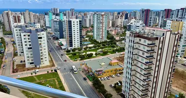 Apartamento 5 habitaciones en Mezitli, Turquía