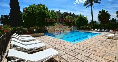 2 bedroom apartment in Bordighera, Italy