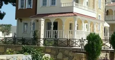 Villa Villa de 5 habitaciones con la piscina, con garaje, con jardín en Alanya, Turquía