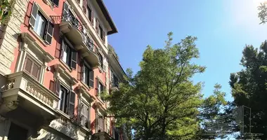 3 habitaciones en Roma, Italia