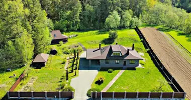 Chalet dans Alekshicy, Biélorussie