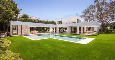 Villa 5 bedrooms in Marbella, Spain