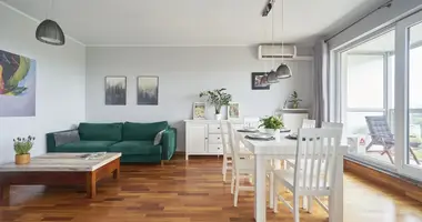 Квартира 3 комнаты в Варшава, Польша